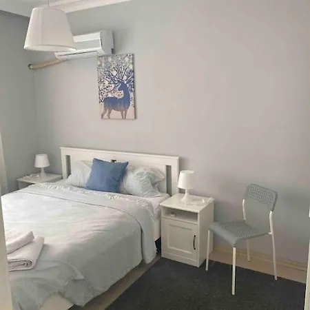 Cloud House 1 *