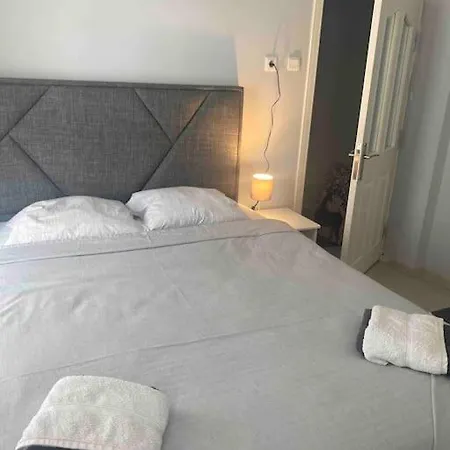 Apartment Cloud House 1